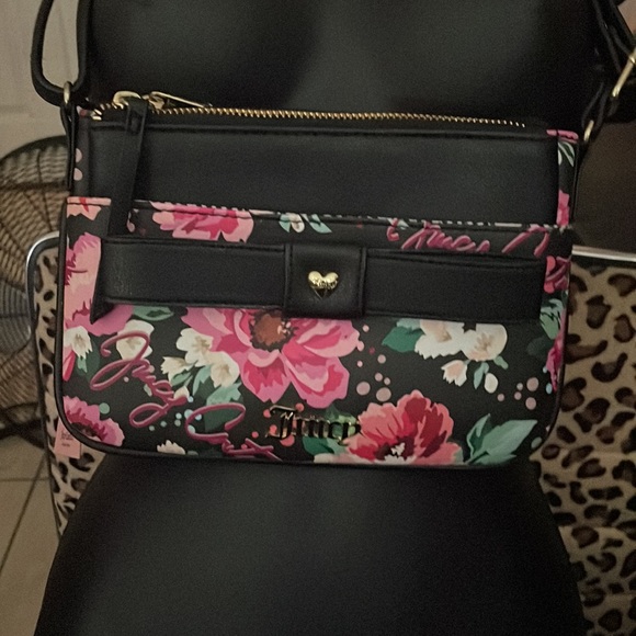 NEW!!! Ladies Handbag by Juicy Couture - Picture 2 of 13